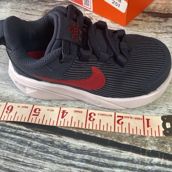 Nike Star Runner 4 NN Toddler Shoes Black/Red Size 6C - Picture 11 of 11